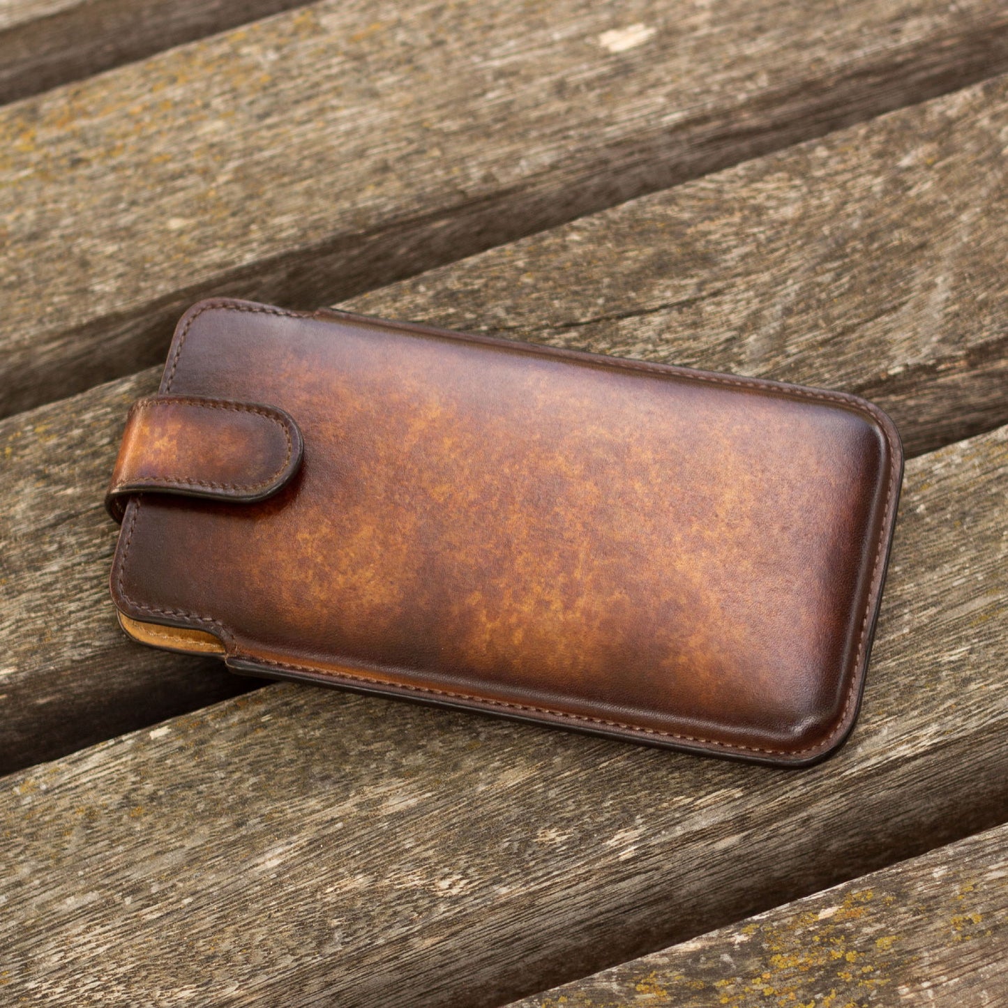 Leather Phone Case │ Brown Museum Hand-Made Patina