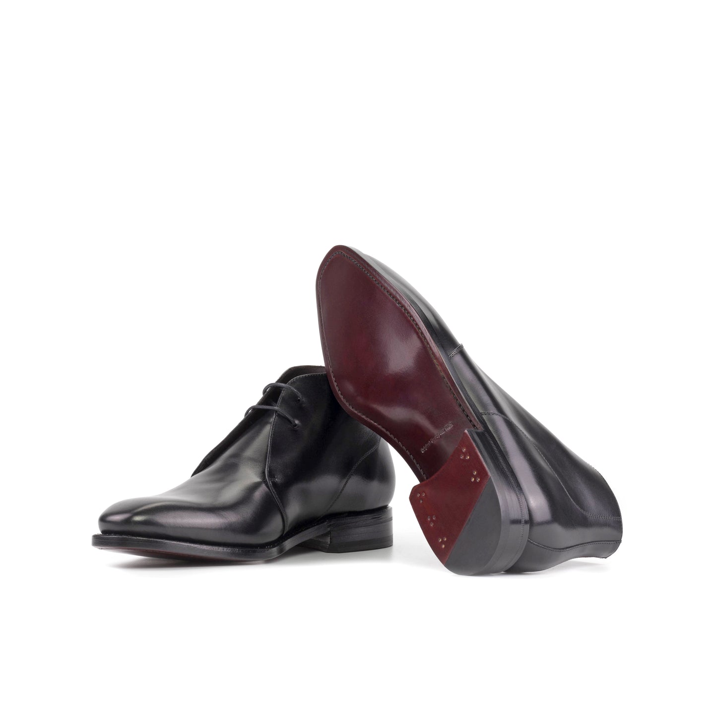 Leather Chukka Savile│ Black - Burgundy Soles