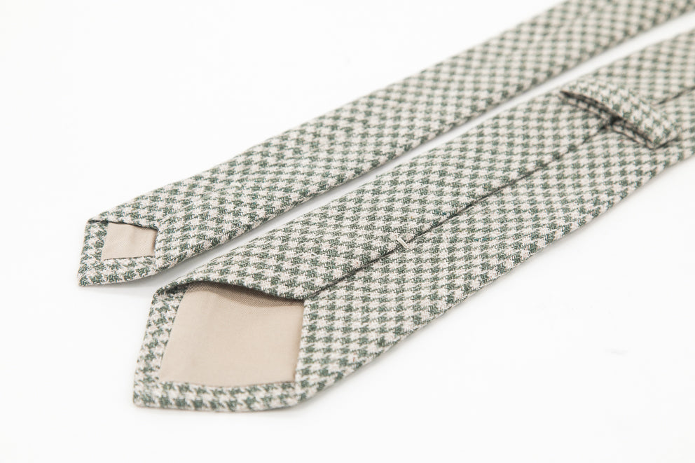 TIE - Beige & Green Patterns