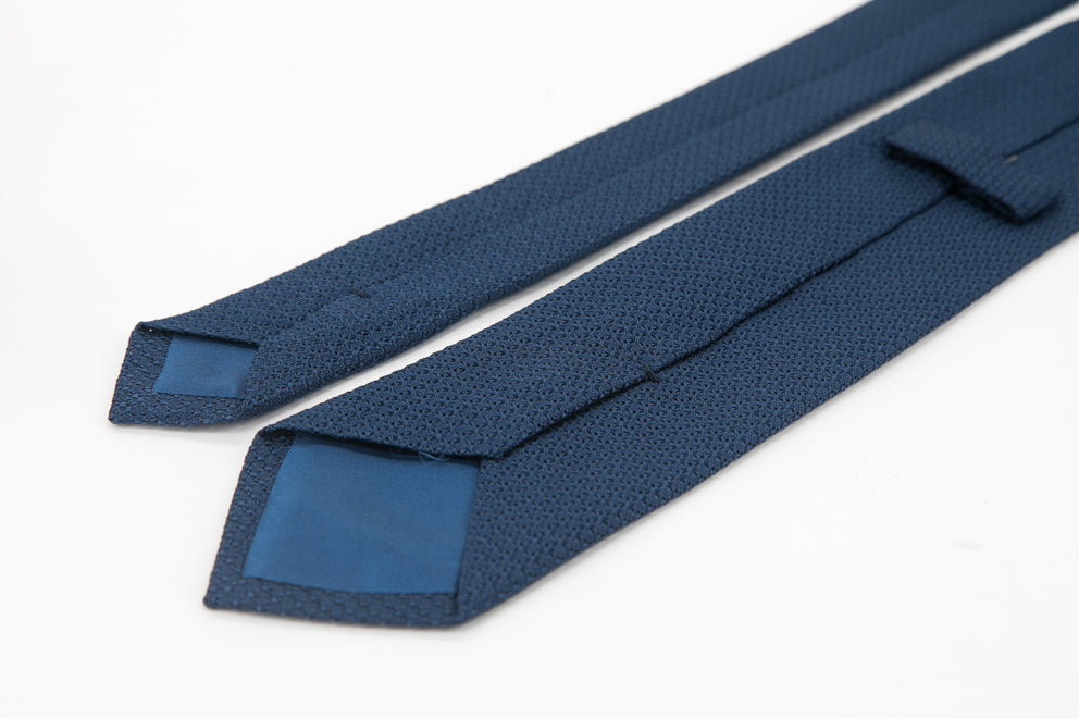 TIE - Navy Knitted