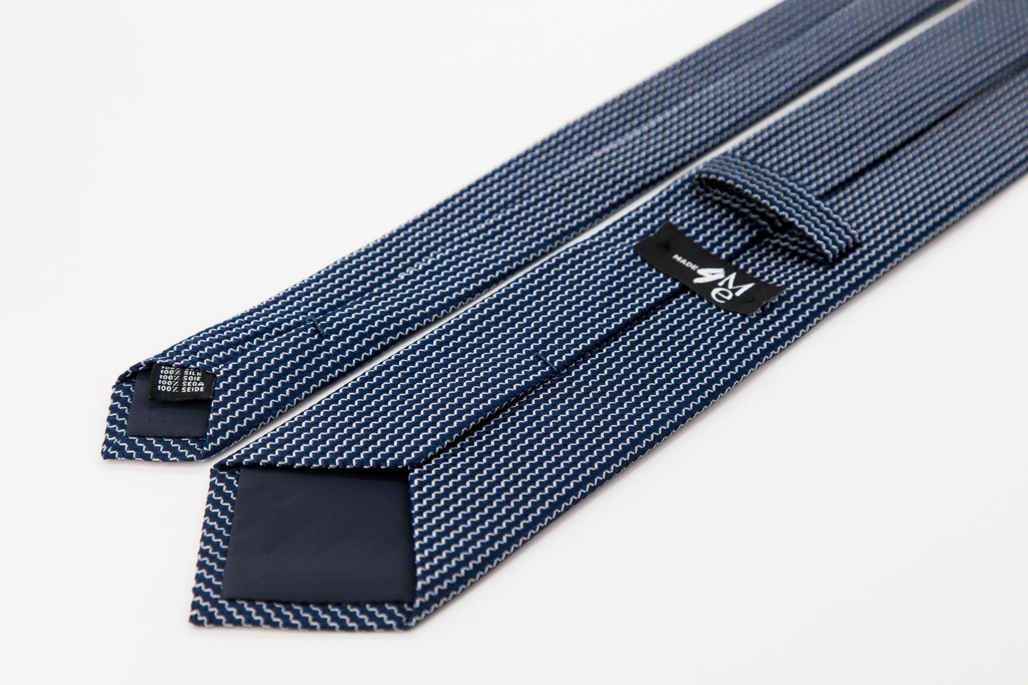 TIE - White Waves on Navy Background