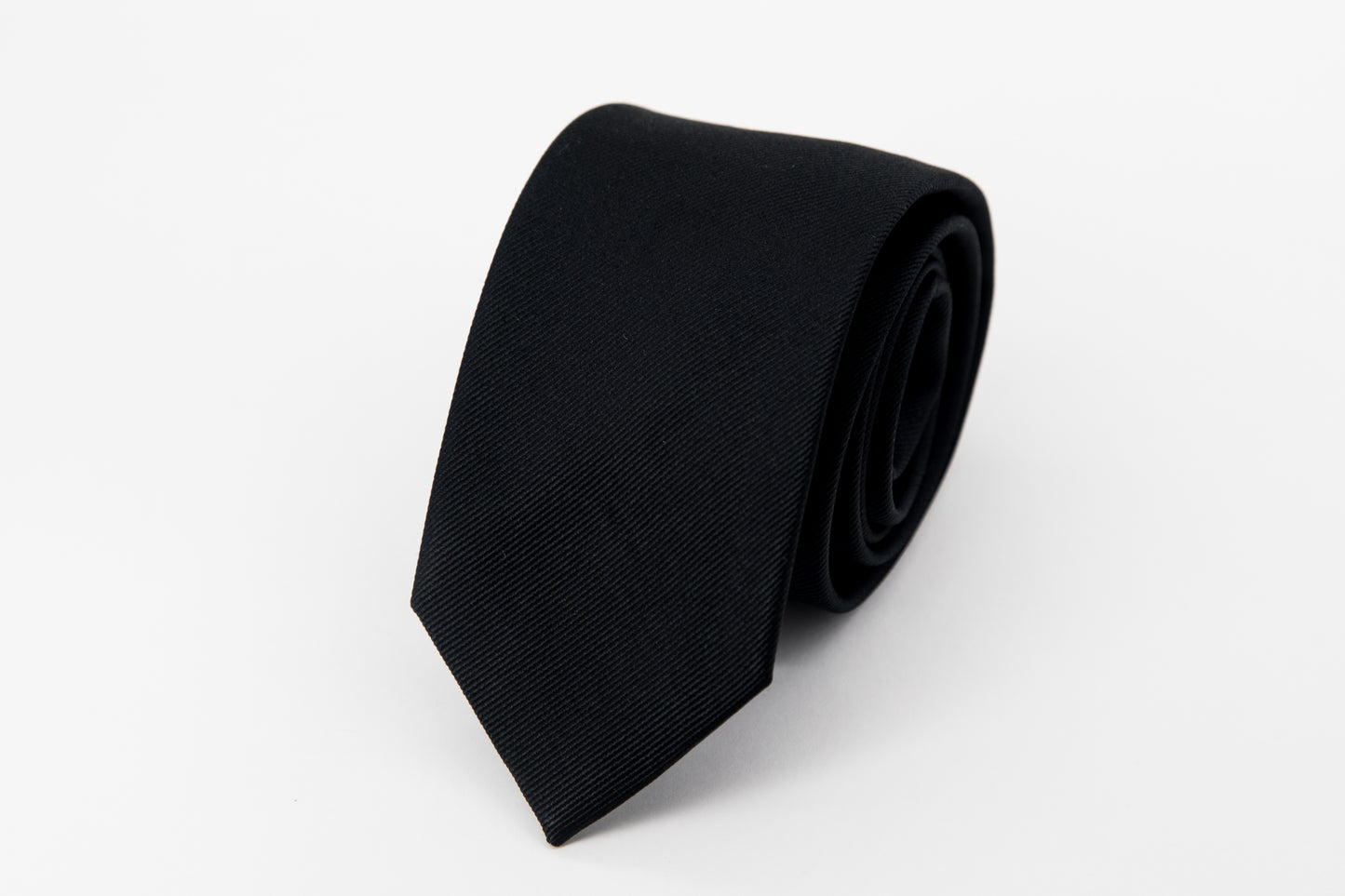 TIE - Total Black