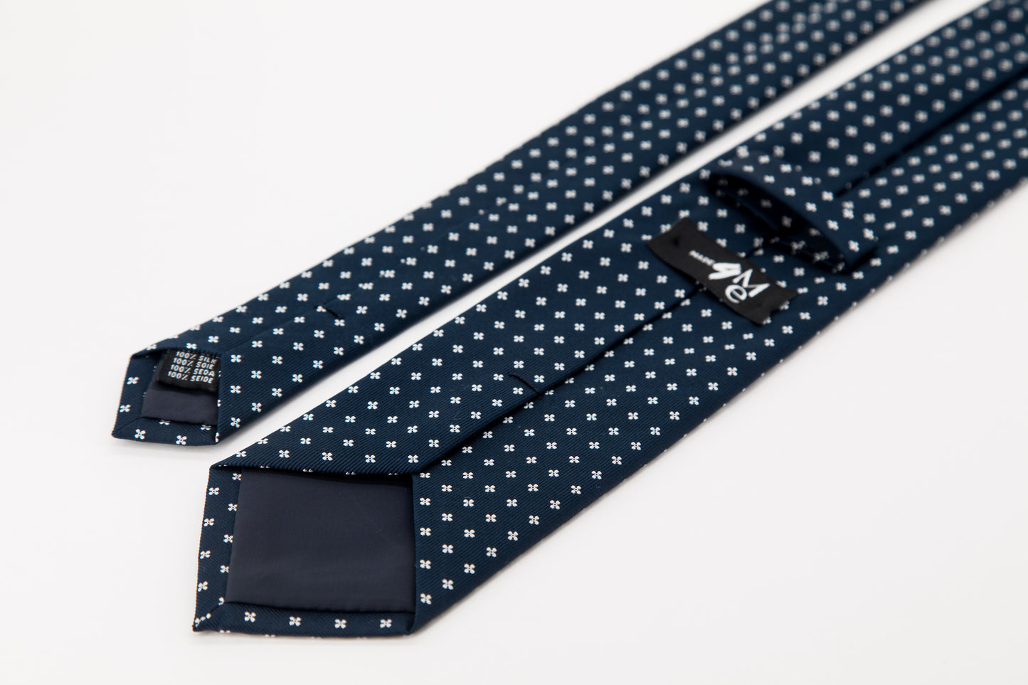 TIE - White Clover on Navy Background