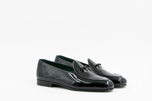 LEATHER SLIPPERS │ BLACK PATENT